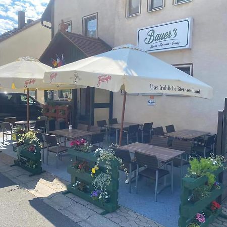 Grosshabersdorf Bauer'S Pension-Restaurant-Catering מראה חיצוני תמונה