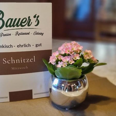 Grosshabersdorf Bauer'S Pension-Restaurant-Catering מראה חיצוני תמונה