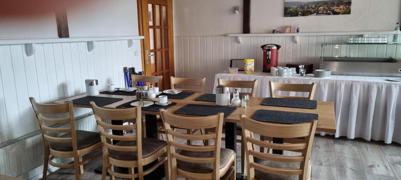 Grosshabersdorf Bauer'S Pension-Restaurant-Catering מראה חיצוני תמונה