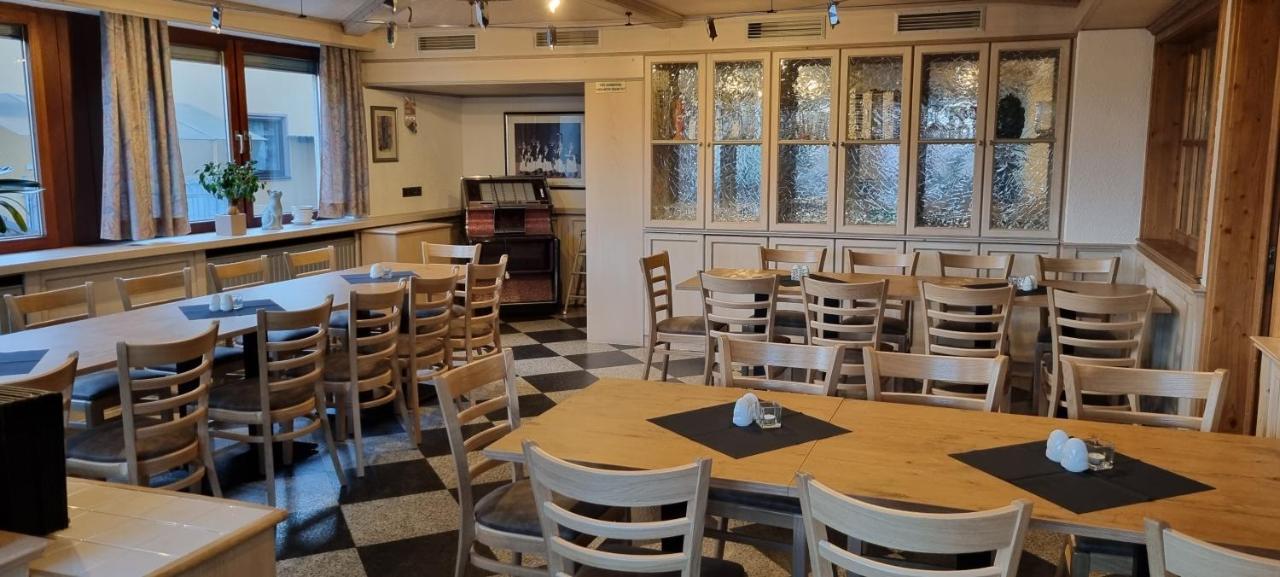 Grosshabersdorf Bauer'S Pension-Restaurant-Catering מראה חיצוני תמונה